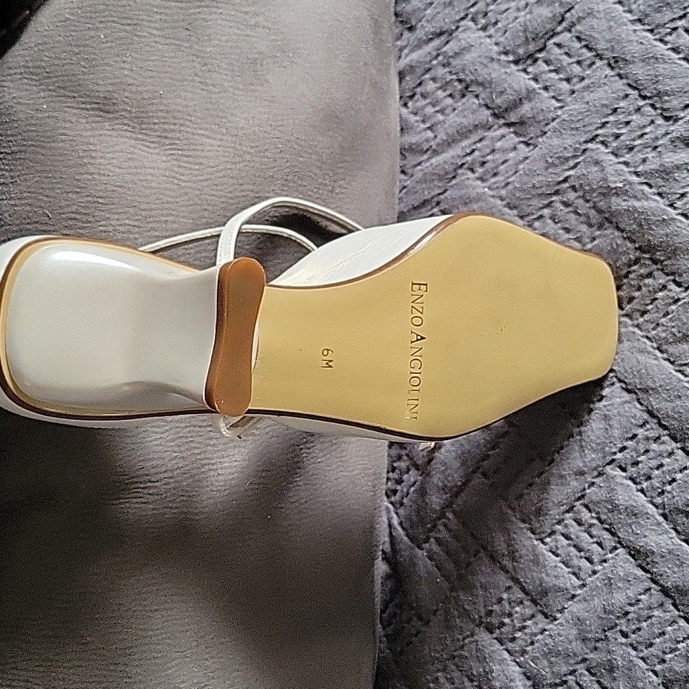 Enzo Angiolini square toe pumps size 6m - Picture 3 of 4